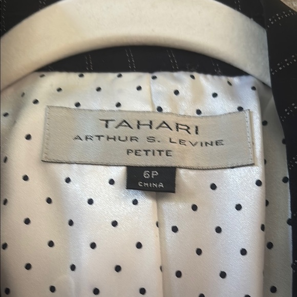 Tahari Women's Black Pinstripe Tahari Blazer - Picture 2 of 8